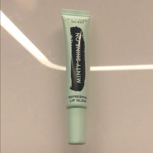 Vs minty shine on lipgloss
